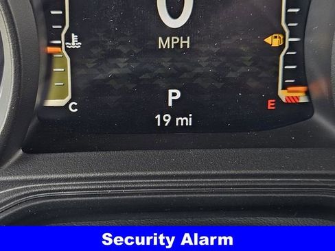 New 2025 Jeep Gladiator Sport image 18