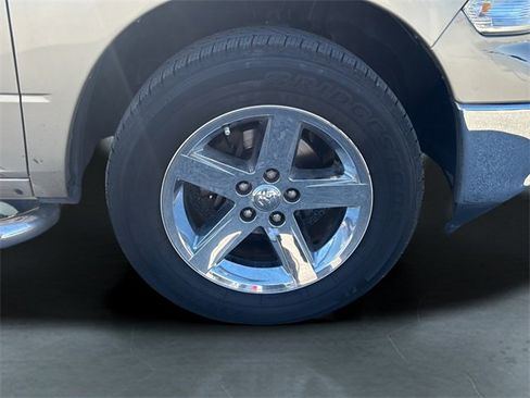 Used 2011 RAM 1500 Big Horn image 9