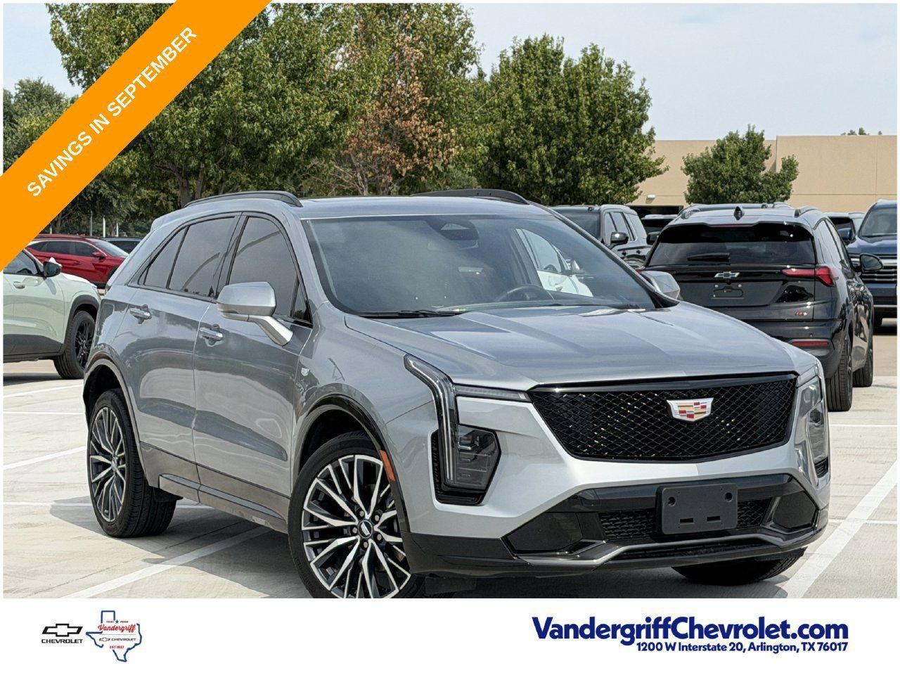 Used 2024 Cadillac XT4 Sport FWD image 2