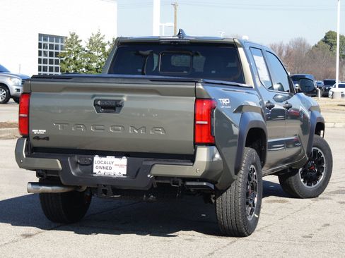 Used 2026 Toyota Tacoma TRD Off-Road w/ TRD Off Road Premium Package AWD/4WD image 33