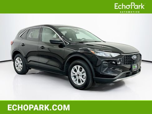 Used 2024 Ford Escape Active AWD/4WD image 1