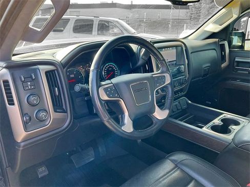 Used 2019 GMC Sierra 2500 Denali w/ Duramax Plus Package image 36