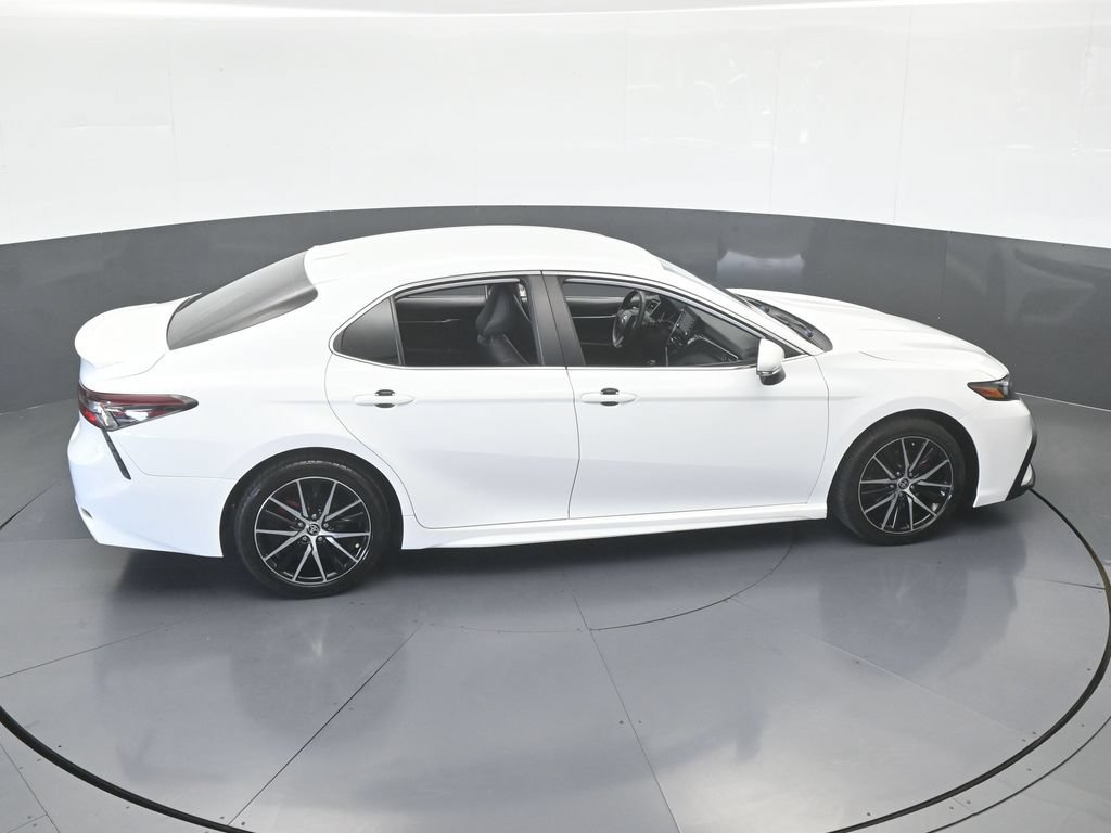 Used 2022 Toyota Camry SE w/ Convenience Package FWD image 52