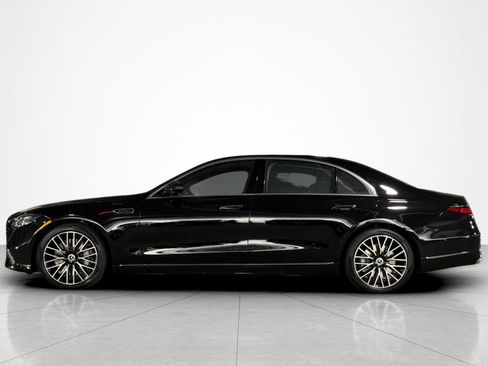 New 2027 Mercedes-Benz S 580 4MATIC Sedan image 2