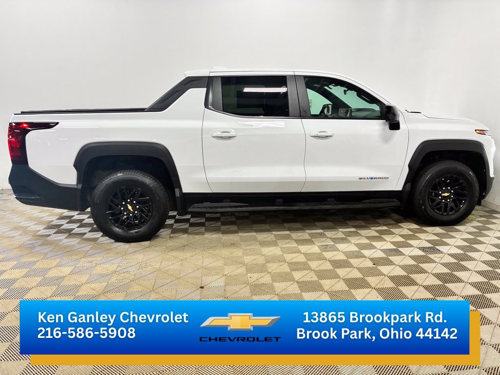 Certified 2024 Chevrolet Silverado EV W/T AWD/4WD image 5