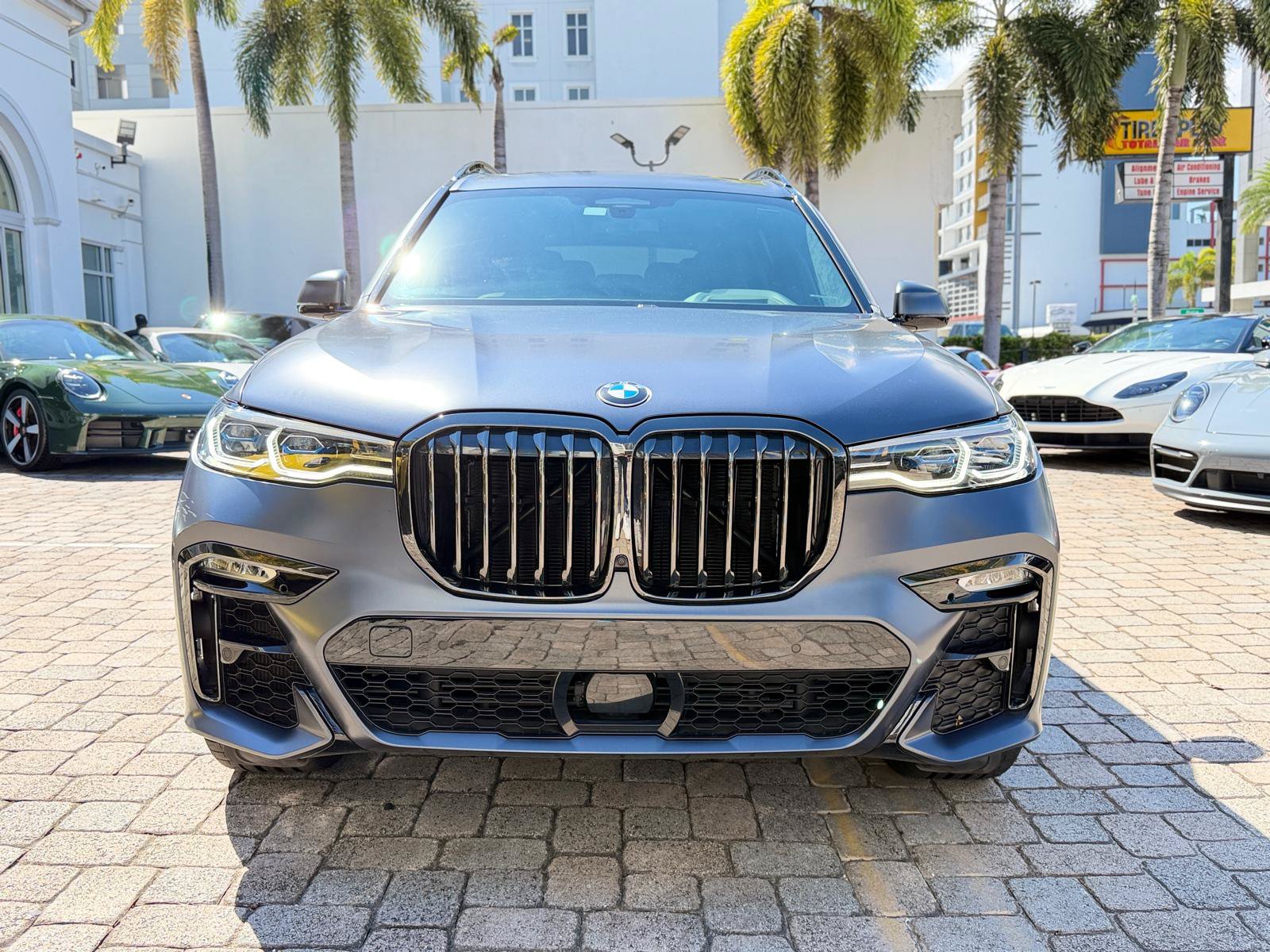 Used 2021 BMW X7 M50i AWD/4WD image 5