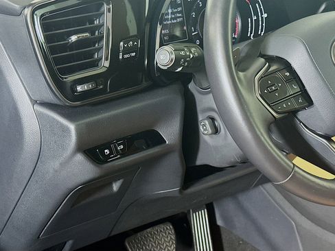 Used 2025 Lexus NX 250 FWD w/ Accessory Package (Z1) image 17