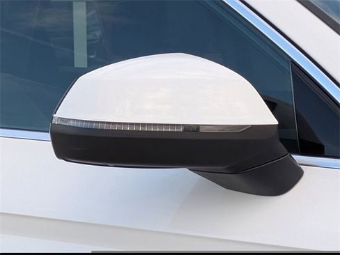 Used 2024 Audi Q5 2.0T Premium Plus image 12