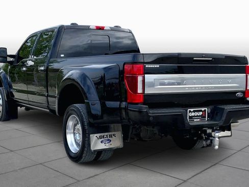 Certified 2022 Ford F450 Platinum w/ FX4 Off-Road Package AWD/4WD image 11