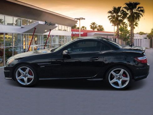 Used 2014 Mercedes-Benz SLK 250 image 6