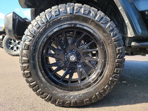 Used 2022 Jeep Wrangler Unlimited Sport image 22