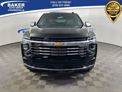 New 2026 Chevrolet Suburban Premier w/ Sun And Tow Package AWD/4WD image 8