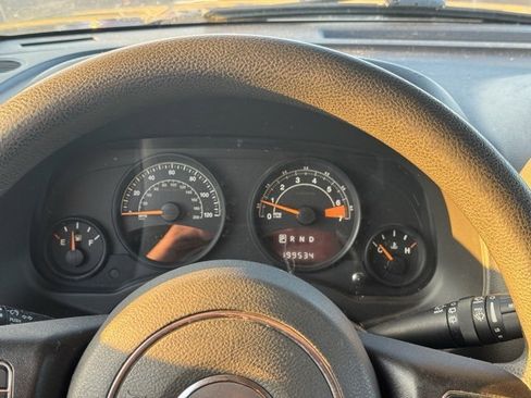 Used 2016 Jeep Patriot Sport w/ Power Value Group image 13