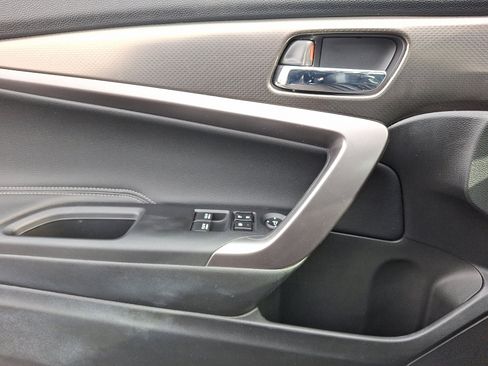 Used 2016 Honda Accord EX image 11