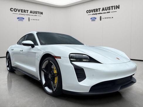Used 2021 Porsche Taycan RWD image 7
