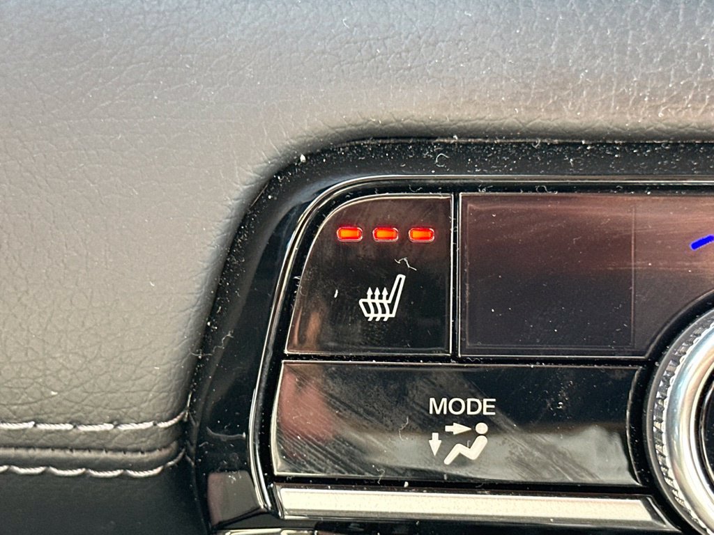 Used 2025 Honda Pilot EX-L image 5