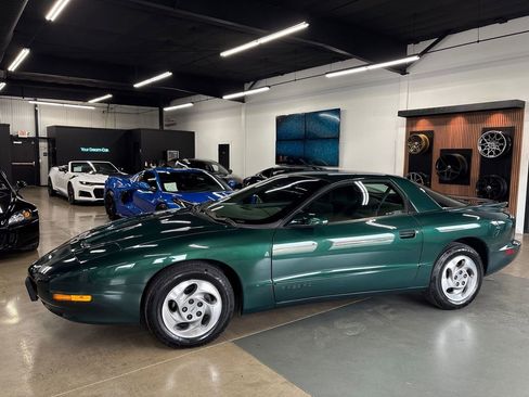 Used 1994 Pontiac Firebird Coupe image 4