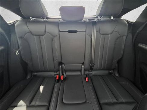 Used 2023 Audi Q5 2.0T Prestige w/ Prestige Package image 15