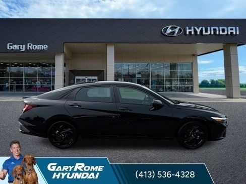 Certified 2026 Hyundai Elantra Sport FWD image 11