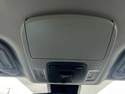 Used 2021 Toyota Camry LE FWD image 39