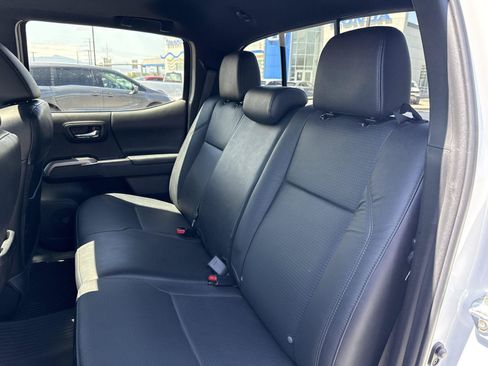Used 2023 Toyota Tacoma Limited AWD/4WD image 22