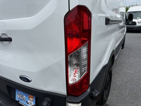 Used 2018 Ford Transit 250 148 Medium Roof RWD image 36