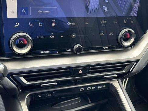 Used 2025 Lexus TX 500h AWD w/ Technology Package image 19