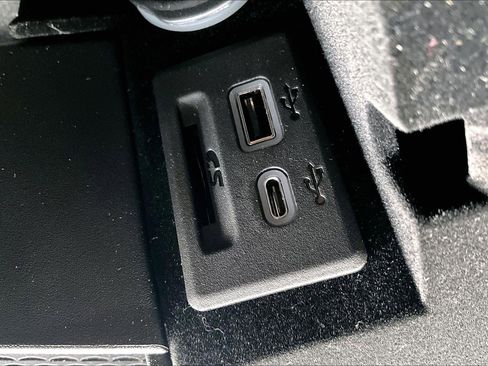 Used 2025 Cadillac CT4 Premium Luxury image 29