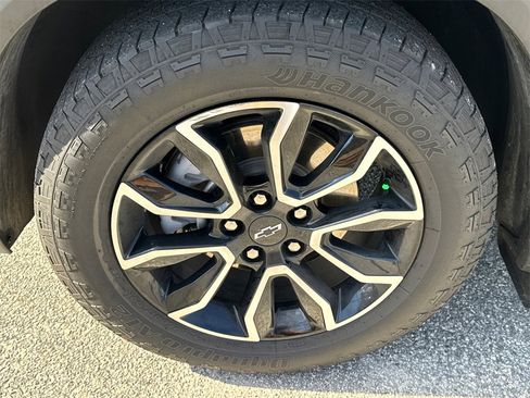 Used 2024 Chevrolet TrailBlazer ACTIV w/ Convenience Package image 11