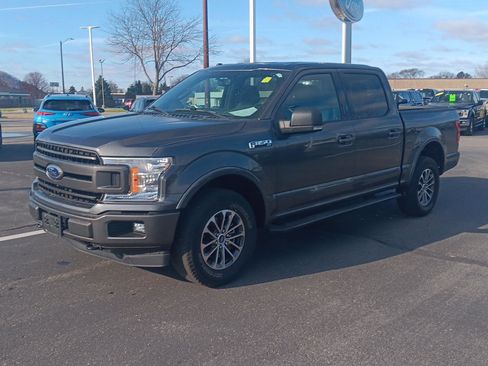 Used 2018 Ford F150 XLT w/ Equipment Group 302A Luxury image 10