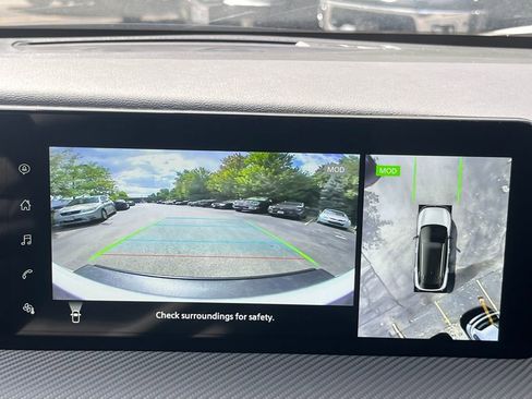 New 2025 Nissan Kicks SR w/ SR Premium Package image 26