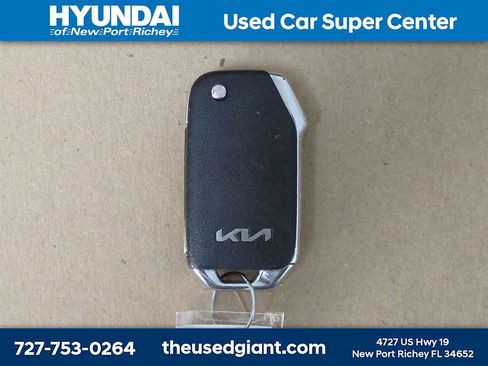 Used 2023 Kia Sportage LX FWD image 28