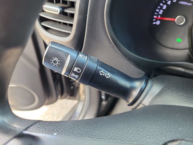 Used 2018 Kia Soul FWD image 26