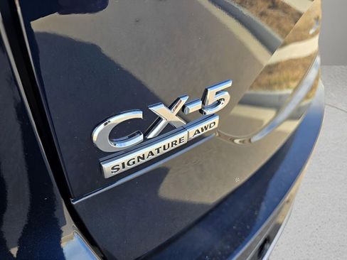 New 2025 MAZDA CX-5 Signature image 10
