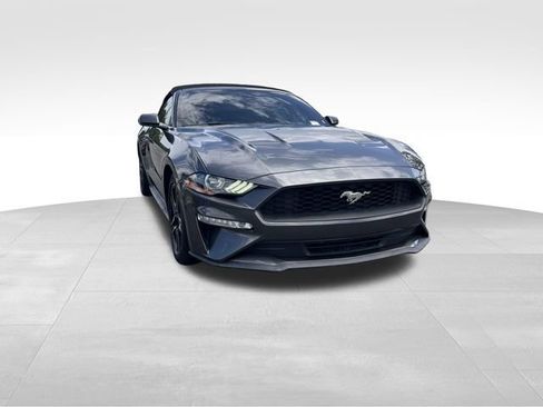 Used 2020 Ford Mustang Premium RWD image 7