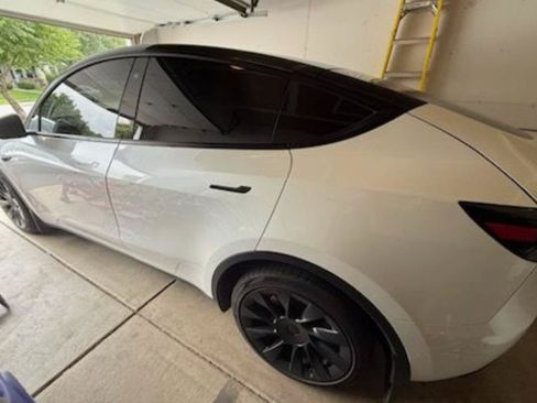 Used 2020 Tesla Model Y Long Range AWD/4WD image 2