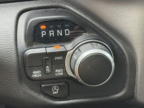 Used 2023 RAM 1500 Big Horn AWD/4WD image 29