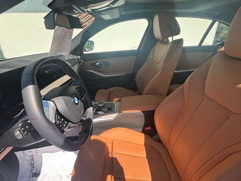 Used 2025 BMW 330i xDrive Sedan w/ Premium Package image 10
