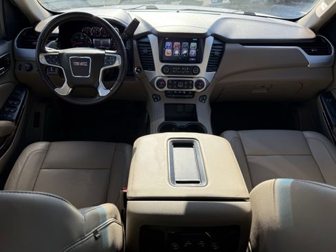 Used 2018 GMC Yukon SLT w/ HD Trailering Package image 13