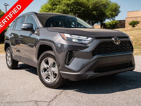 Certified 2024 Toyota RAV4 XLE FWD image 1