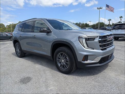 New 2026 GMC Acadia Elevation FWD image 2