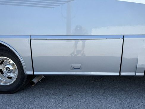 Used 2019 Mercedes-Benz Sprinter 3500 image 12