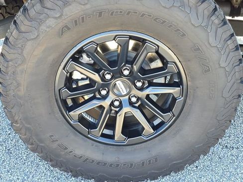 Used 2024 Ford F150 Raptor image 13