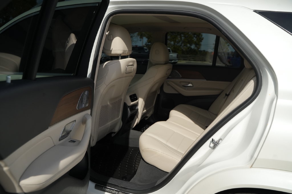Used 2020 Mercedes-Benz GLE 350 image 16