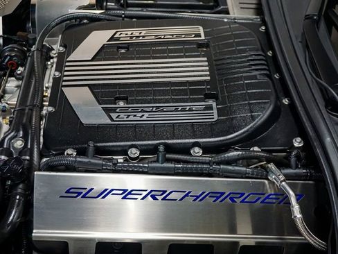 Used 2015 Chevrolet Corvette Z06 w/ Z07 Performance Package RWD image 61