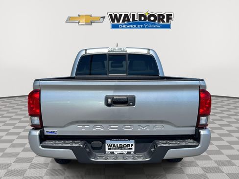 Used 2022 Toyota Tacoma SR w/ SR Convenience Package RWD image 5