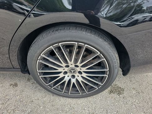 Used 2024 Mercedes-Benz C 300 Sedan image 17