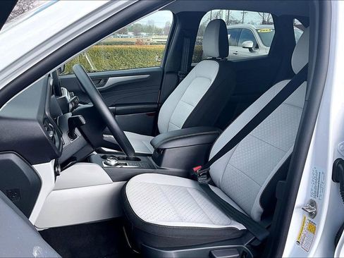 New 2026 Ford Escape Active image 9