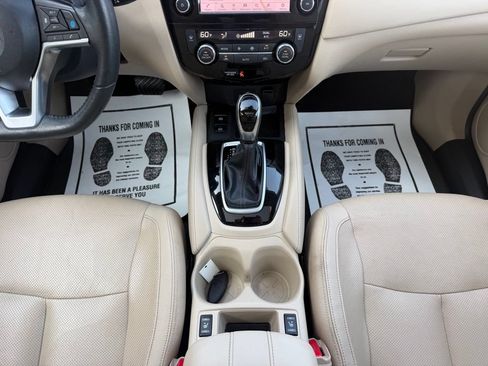 Used 2019 Nissan Rogue SL w/ Premium Package AWD/4WD image 21