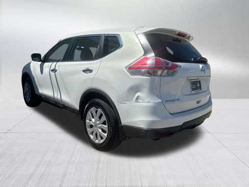 Used 2014 Nissan Rogue S image 12